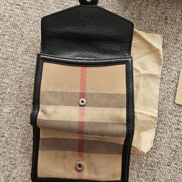 Preowned Burberry House Check Vintage Bifold  Wallet with original box, dust bag - Picture 3 of 16
